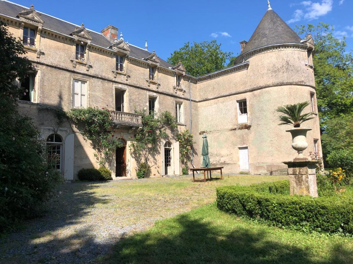 Chateau De La Mothe Saint-Sulpice-en-Pareds Bagian luar foto