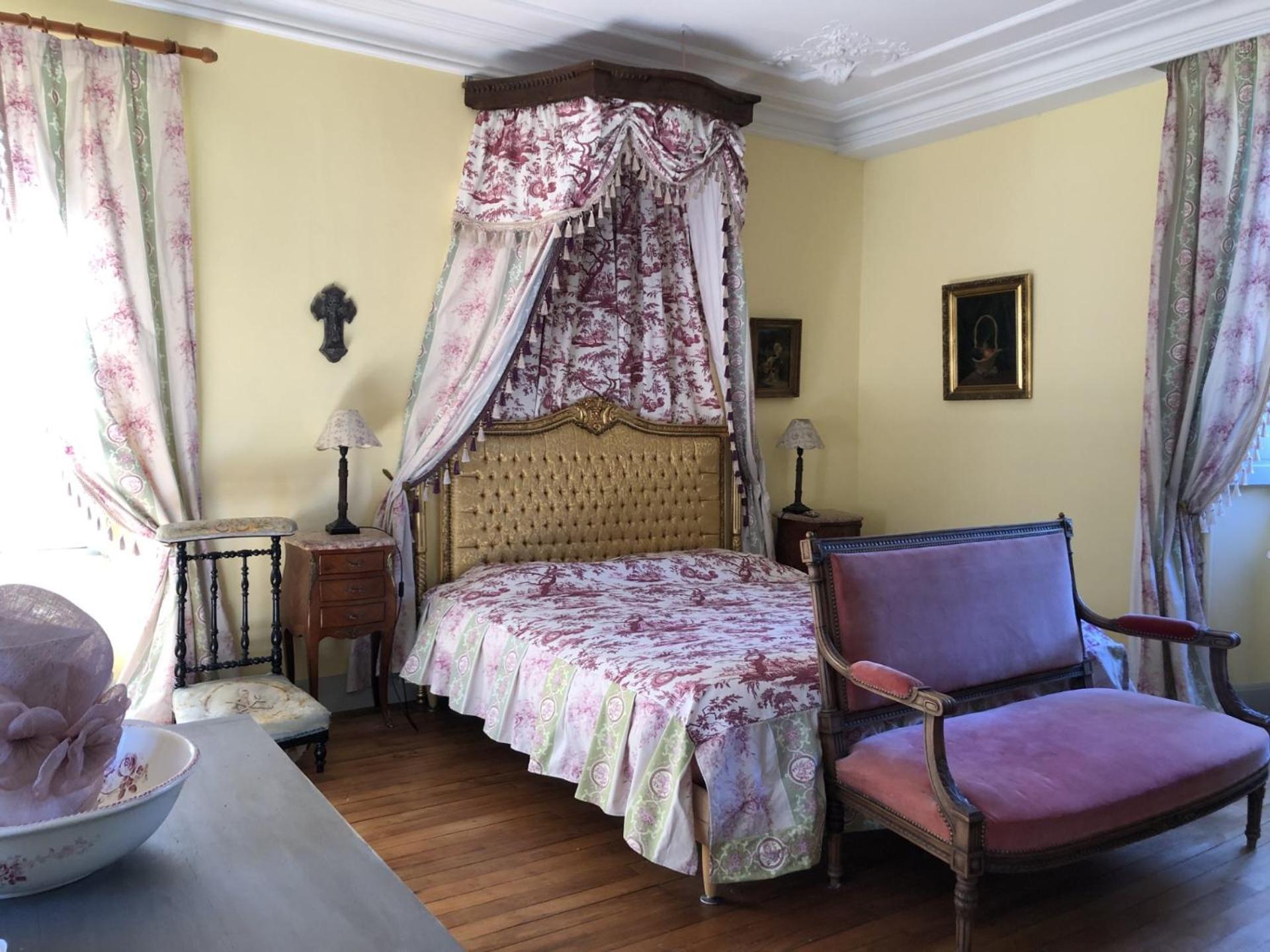 Chateau De La Mothe Saint-Sulpice-en-Pareds Bagian luar foto